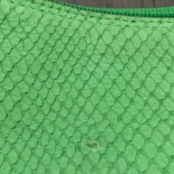 Y2K Vintage Bergē Snakeskin Pattern Leather Purse - Picture 9 of 14